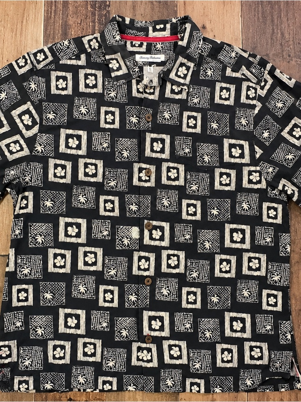 Tommy Bahama Black & White Floral Tile-Print Button-Down Shirt